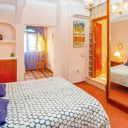 Lovely Home In Alhaurin De La Torre With Wifi Alhaurin de la Torre
