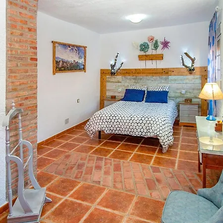 Lovely Home In Alhaurin De La Torre With Wifi Alhaurin de la Torre