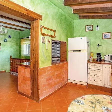 Lovely Home In Alhaurin De La Torre With Wifi * Alhaurin de la Torre