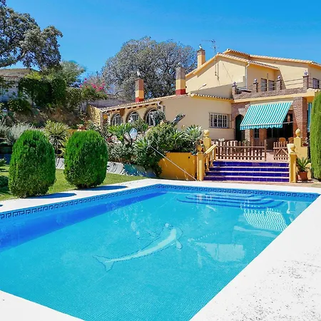 Lovely Home In Alhaurin De La Torre With Wifi Holiday home