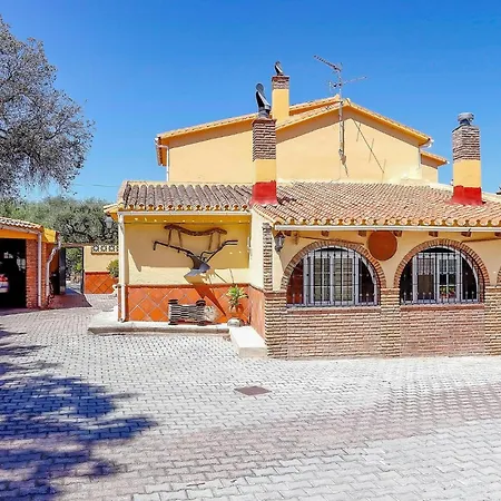 Lovely Home In Alhaurin De La Torre With Wifi *