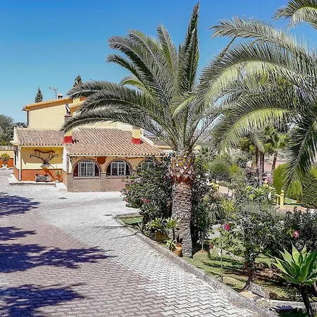 Lovely Home In Alhaurin De La Torre With Wifi * Alhaurin de la Torre